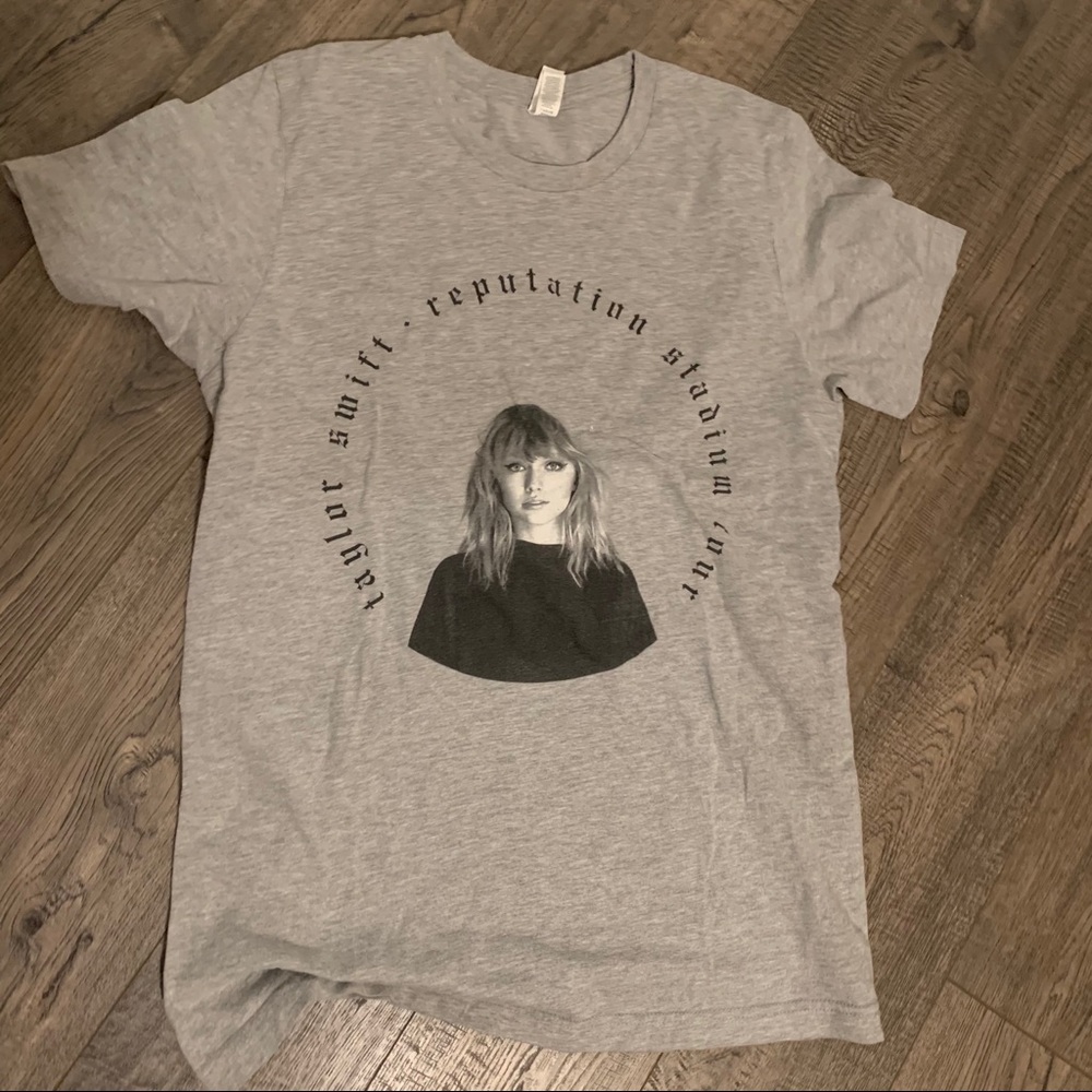 Taylor Swift reputation Merch T-shirt